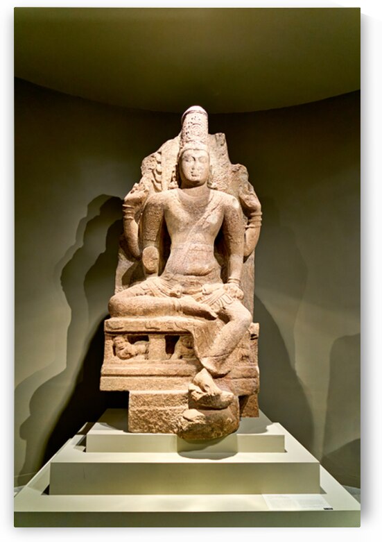 Seated figure sculpture at Asian Art Gallery Met Museum by Marco Brivio