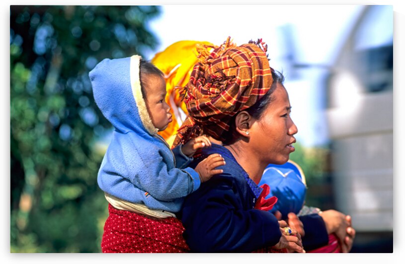 Portrait of Burmese women of Shan ethnicity in Myanmar by Marco Brivio