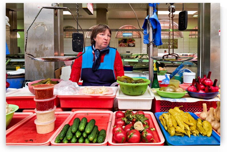 Vendor sells fresh produce at Kuznechnyy Rynok St. Pete by Marco Brivio