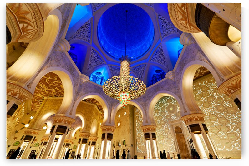 Visit Sheikh Zayed Grand Mosque in Abu Dhabi during evening by Marco Brivio