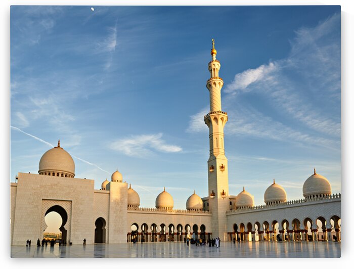 Visit the Sheikh Zayed Grand Mosque at sunset in Abu Dhabi by Marco Brivio