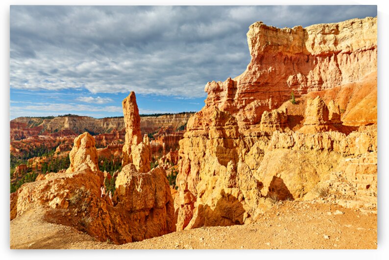 Sunrise view at Bryce Canyon National Park from Sunrise Point by Marco Brivio