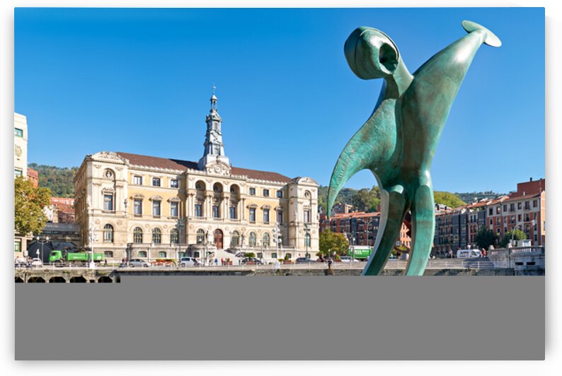 View of sculpture Conmemoracion al dia del Mar in Bilbao by Marco Brivio