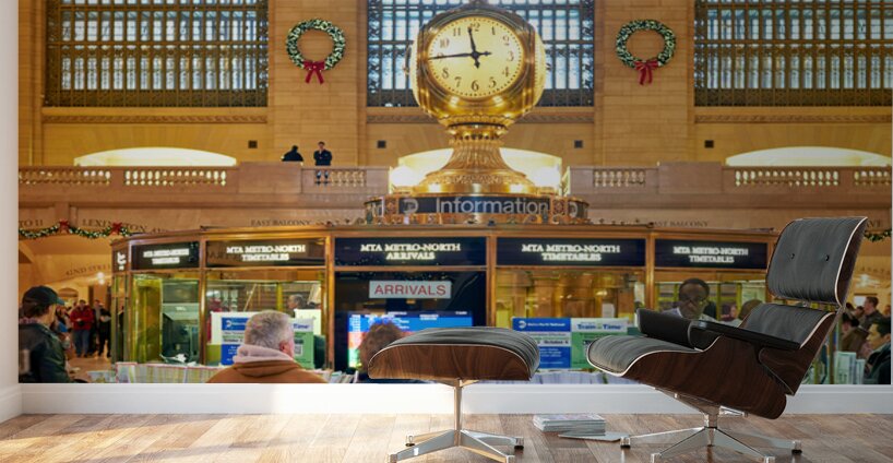 Crowd gathers at Grand Central Terminal Station in Manhattan Wall Murals