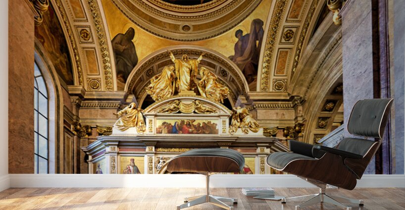 Visitors admire St. Isaacs Cathedral in Saint Petersburg Wall Murals