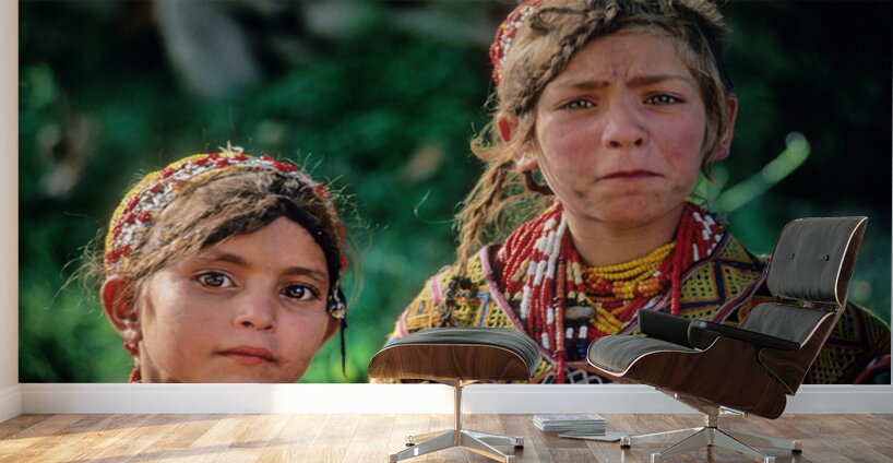 Children of Pakistan wear traditional clothing in the sunlight Wall Murals