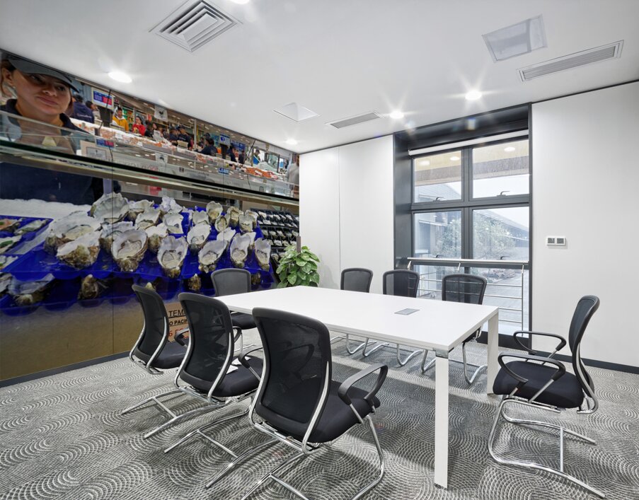 Fresh oysters on display at a seafood market. Wall Printing