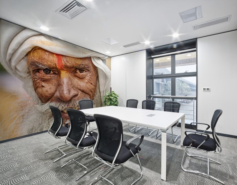 Man with white beard and turban in Orchha Madhya Pradesh India Wall Printing
