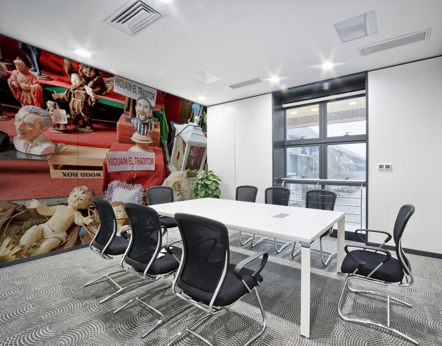 Statues in artisan workshops of Via Gregorio Armeno in Naples Wall Printing