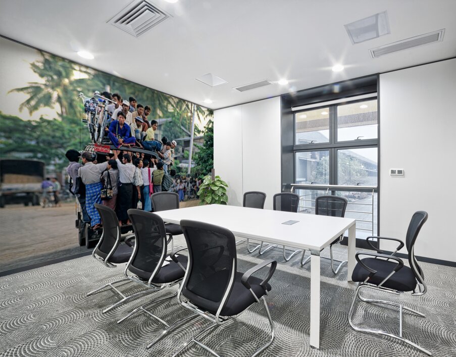 Busy transportation scene in Myanmar during the day Wall Printing