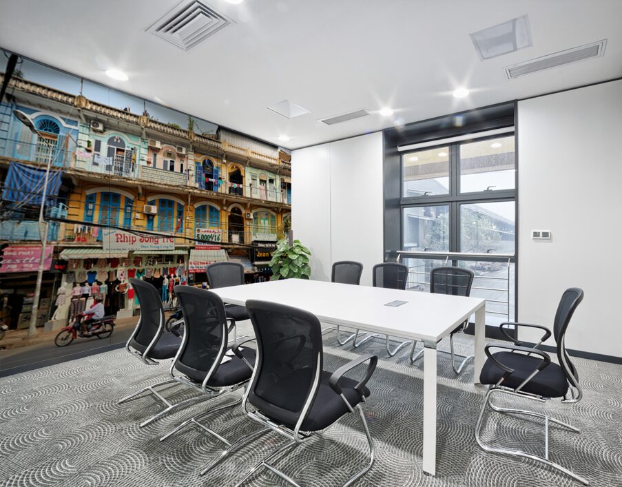 Shopping in Ho Chi Minh City streets during a sunny day Wall Printing