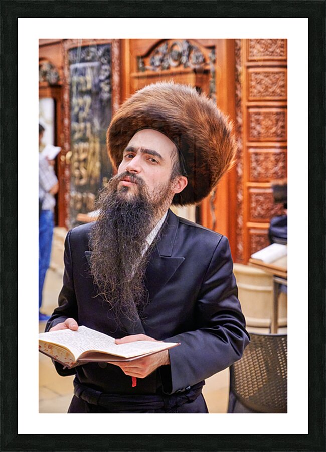 Orthodox Jews pray at the Wailing Wall in Jerusalem Israel Picture Frame print