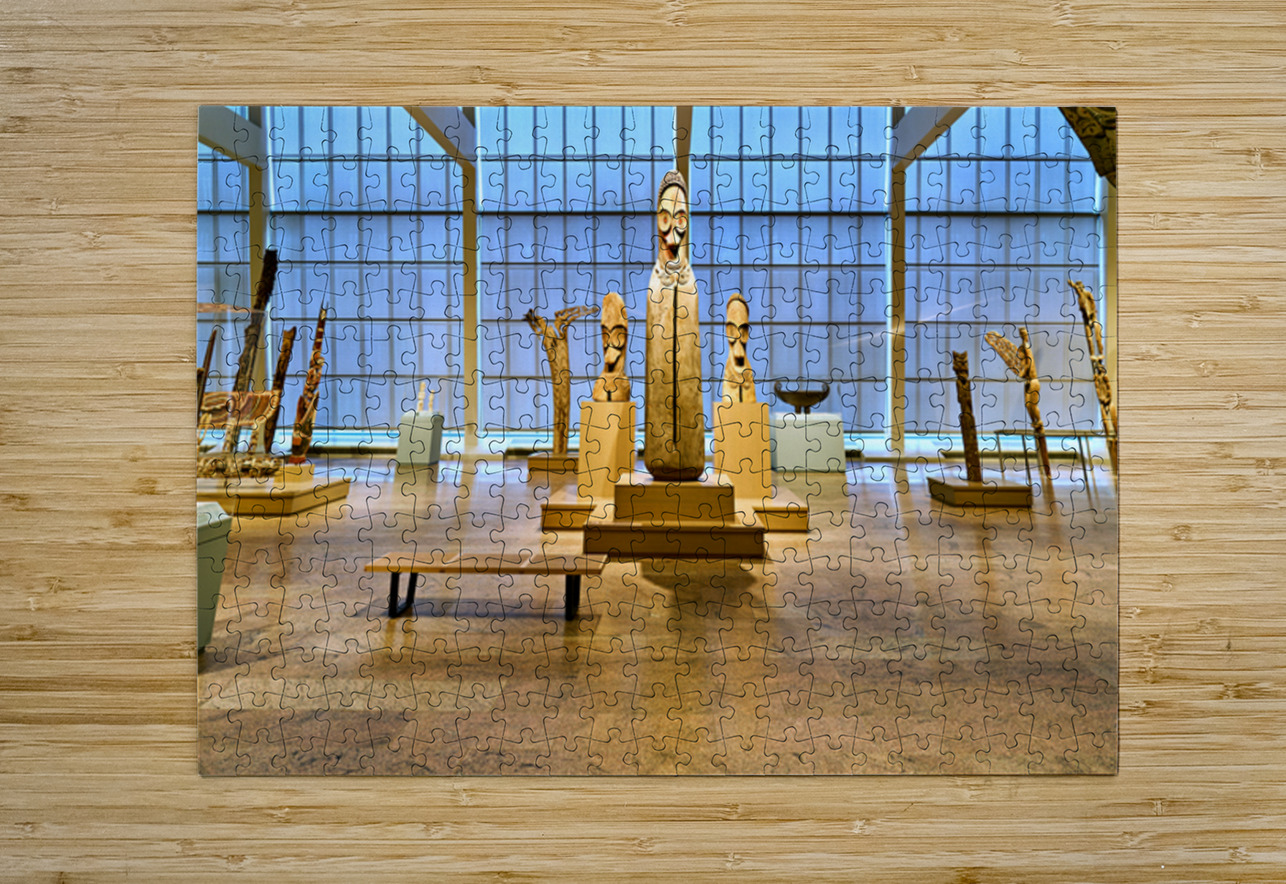 Oceanic art displays at the Metropolitan Museum of Art in Manhat Marco Brivio Puzzle printing