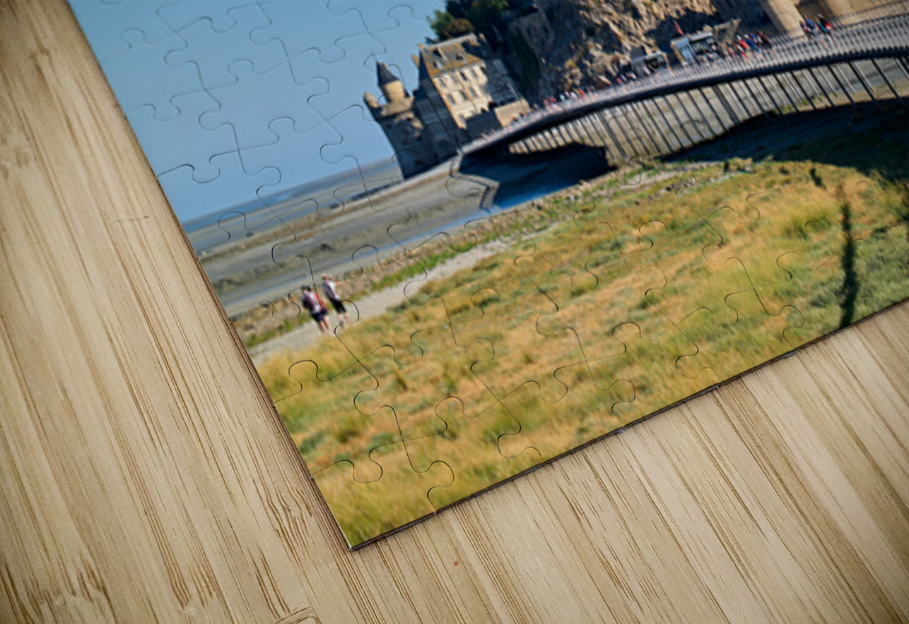 Tourists walking along the path to Mont Saint Michel in Normandy Marco Brivio Puzzle