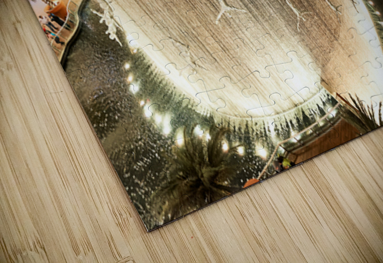 Diving sculptures at Dubai Malls waterfall showcase unique art Marco Brivio Puzzle