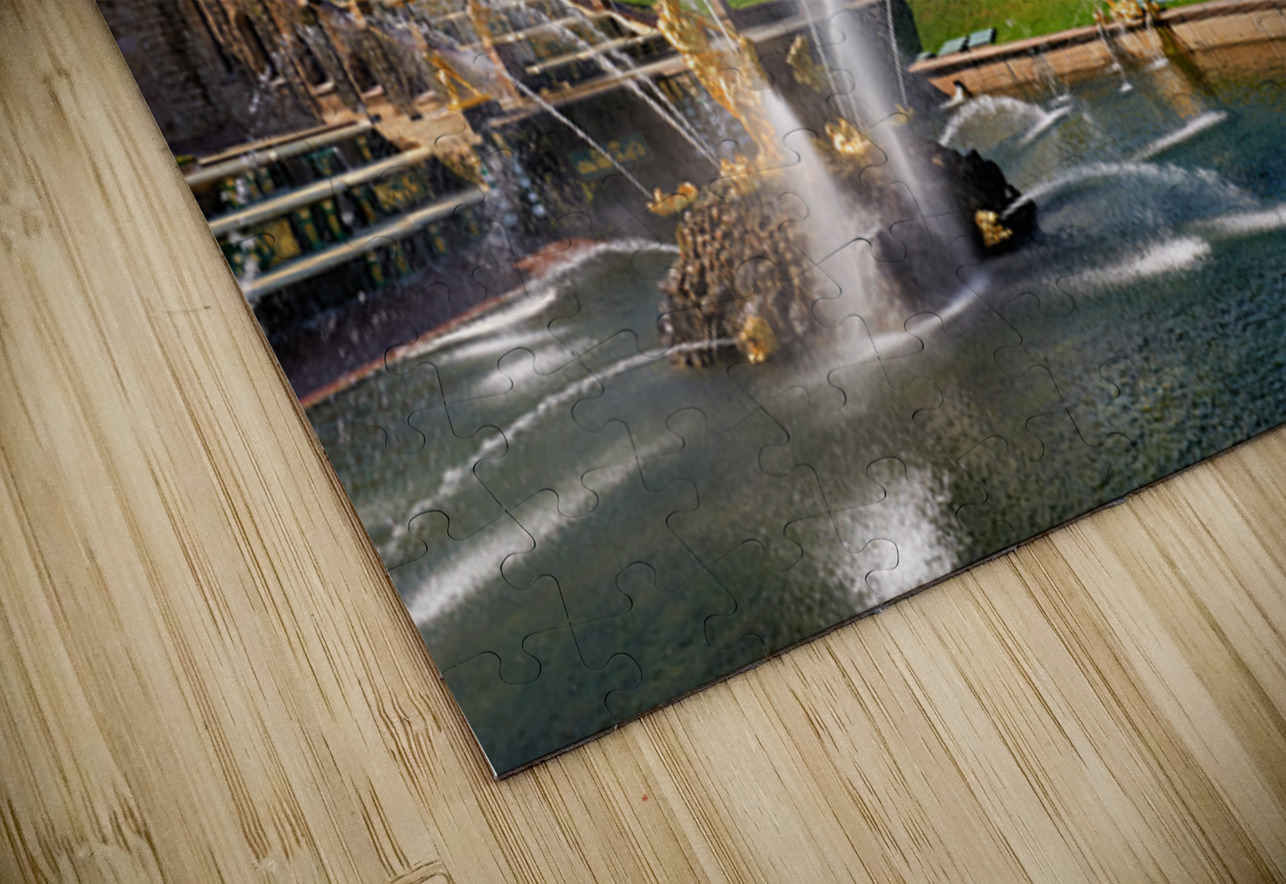 Visitors admire the fountains at Peterhof Palace Marco Brivio Puzzle
