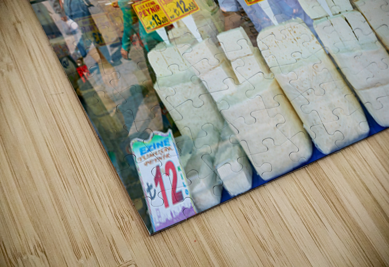 Cheese vendor at Grand Bazaar in Istanbul during busy hours Marco Brivio Puzzle