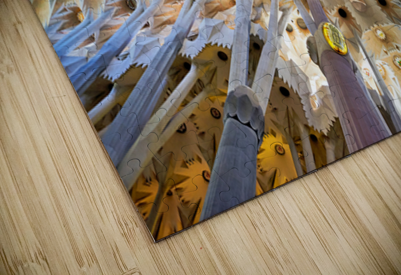 Visitors admire the Sagrada Famílias interior Marco Brivio Puzzle