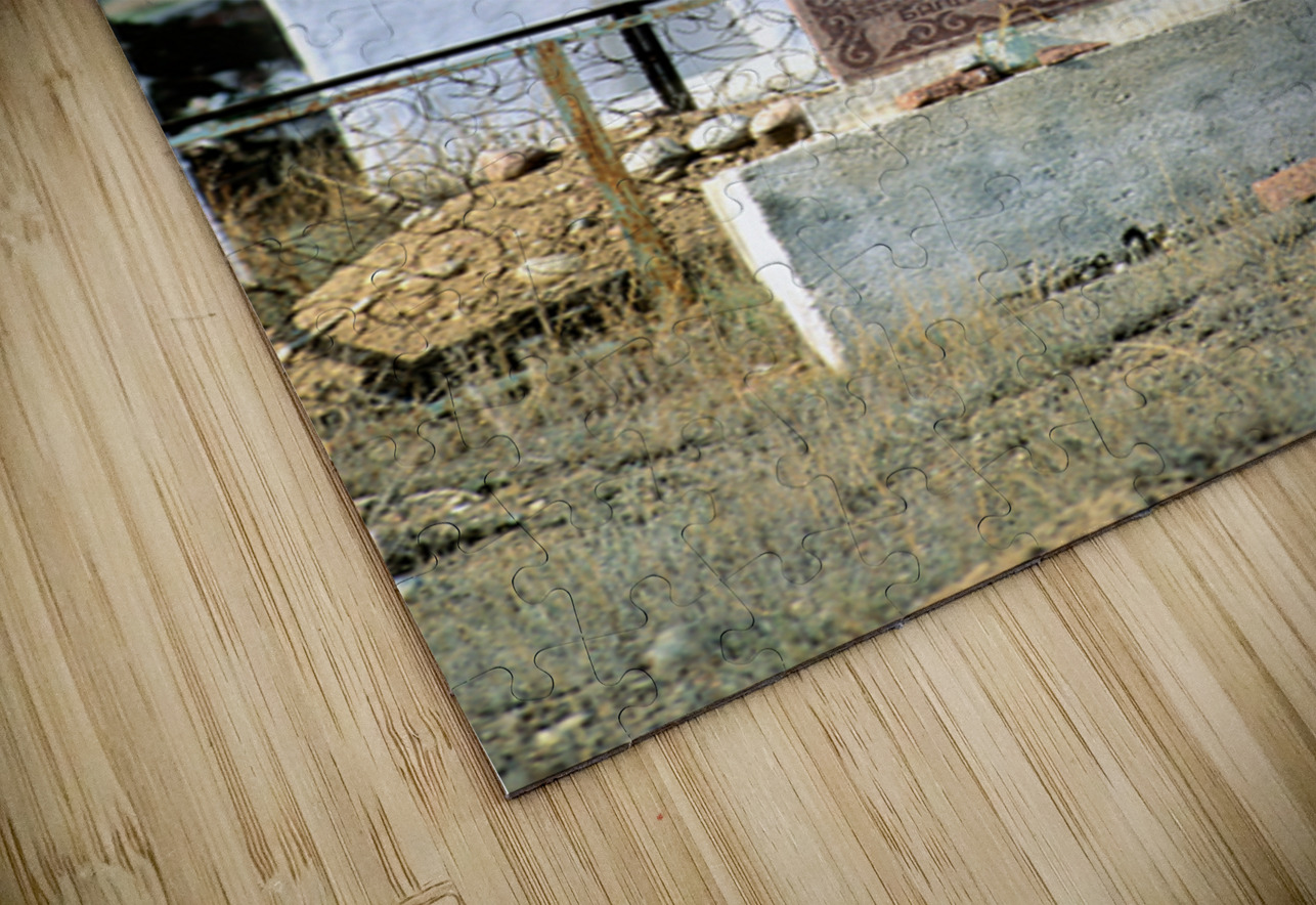 Cemetery in Samarkand shows a tombstone of a notable figure Marco Brivio Puzzle