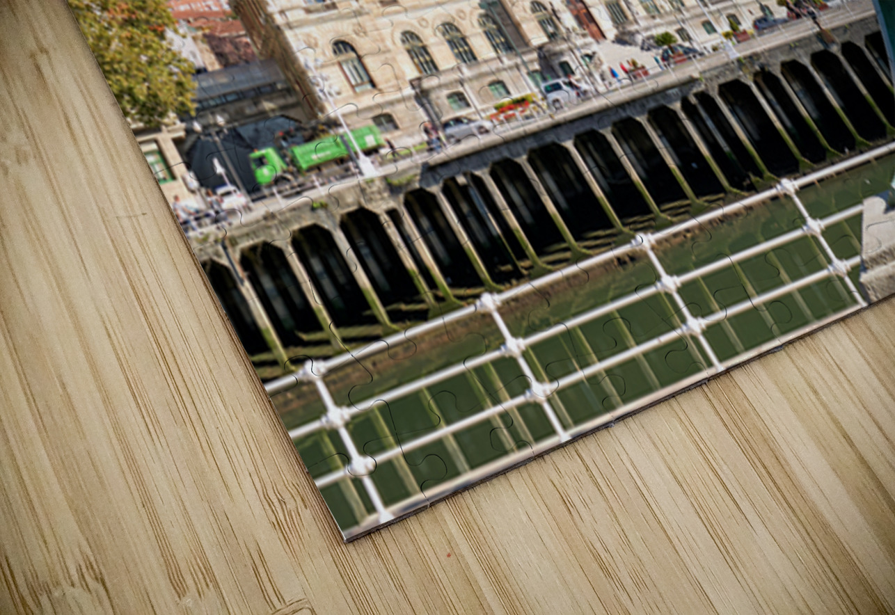 View of sculpture Conmemoracion al dia del Mar in Bilbao Marco Brivio Puzzle