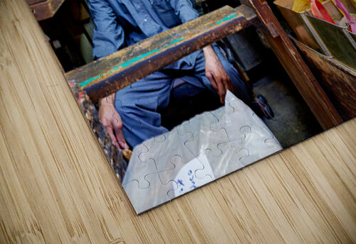 Market scene in Al Hamidiyah Souq showing spices and vendor in S Marco Brivio puzzle