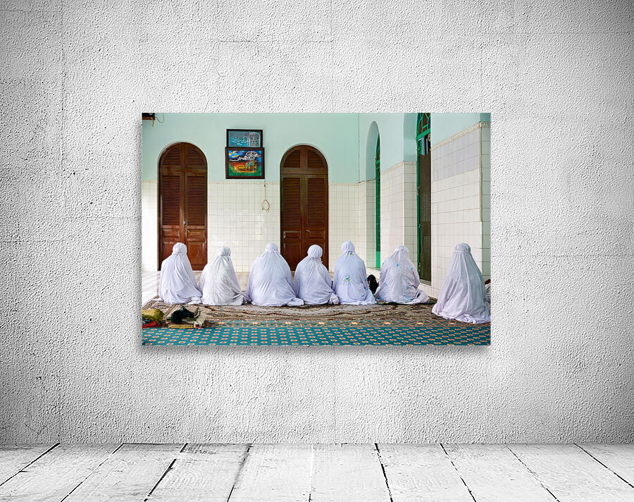 Women pray in a mosque in Ho Chi Minh City Vietnam Wall Preview