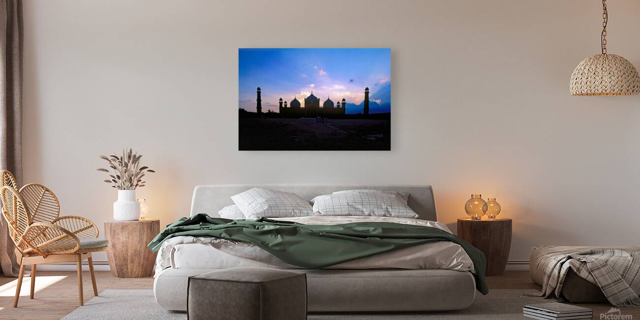 Sunset view of Badshahi Mosque in Lahore Pakistan Reproduction