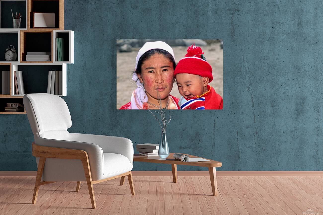 Mother and child in Uzbekistan during daily life activity Reproduction