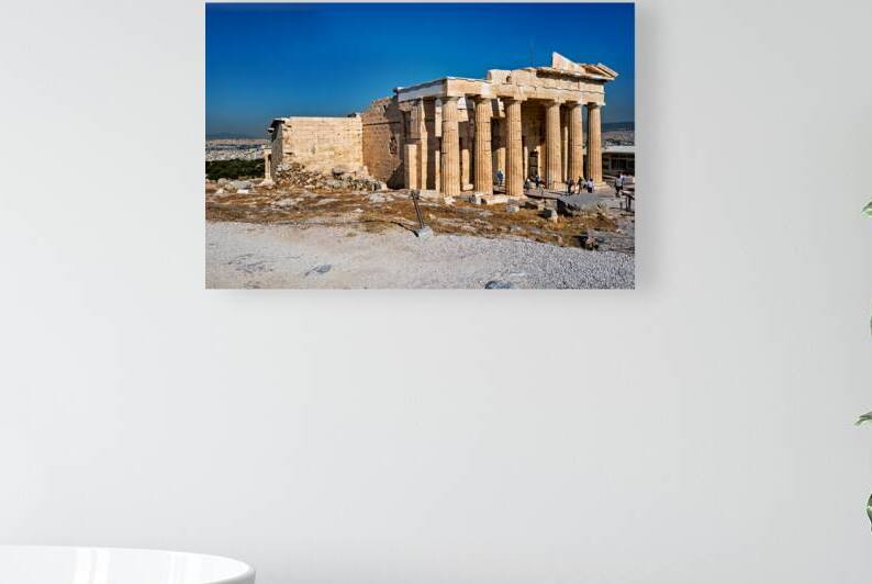 Monument of Agrippa at the Acropolis of Athens during daytime by Marco Brivio