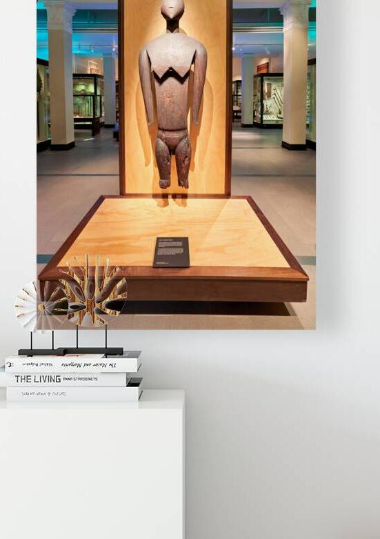 Maori goddess figure Kave on display in Auckland War Memorial Mu by Marco Brivio