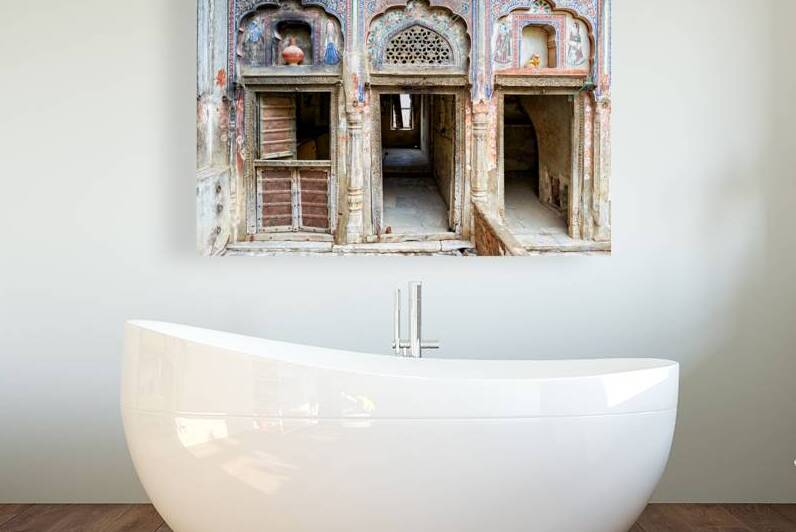Decorated house in Mandawa showing traditional Shekhawati style by Marco Brivio