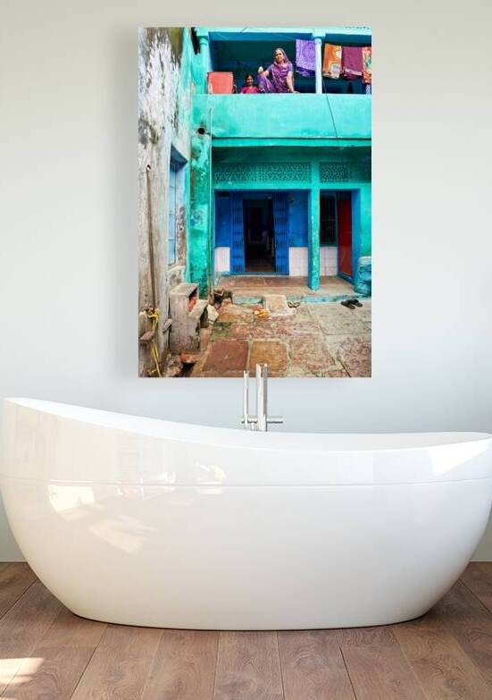 Decorated house in Bundi Rajasthan with local women by Marco Brivio