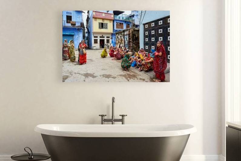Women gather in Bundi Rajasthan during a community outing by Marco Brivio