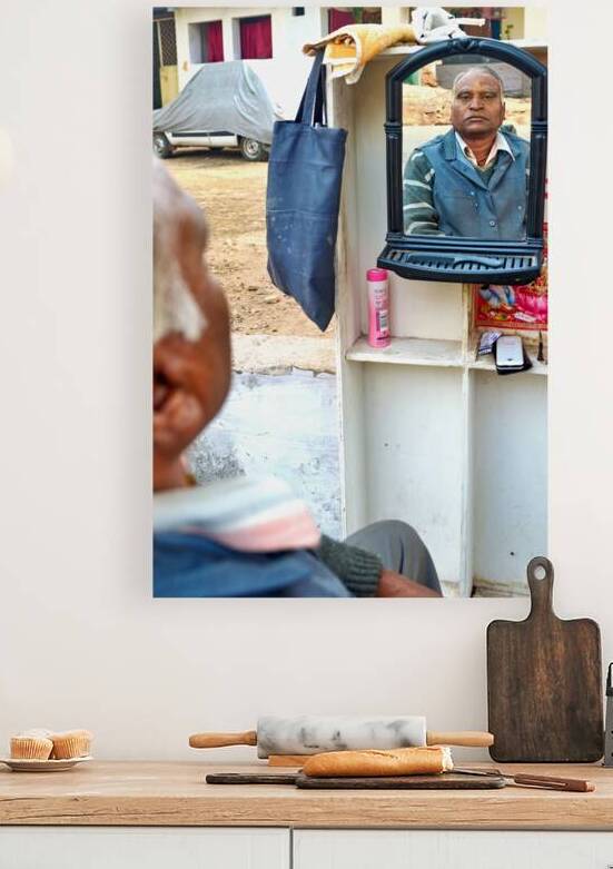 Daytime haircuts at Orchhas street barber shop by Marco Brivio