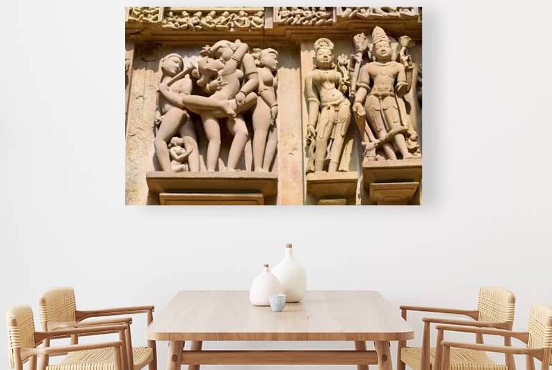 Khajuraho temples: Madhya Pradeshs erotic sculptures by Marco Brivio