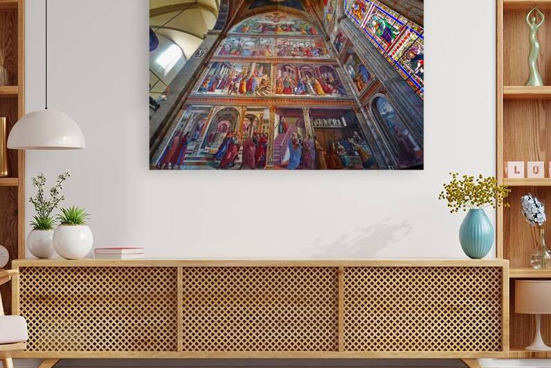 Explore art and history inside Santa Maria Novella church in Flo by Marco Brivio