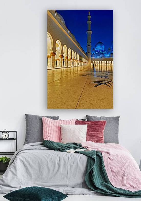 Visiting Sheikh Zayed Grand Mosque in Abu Dhabi at night by Marco Brivio