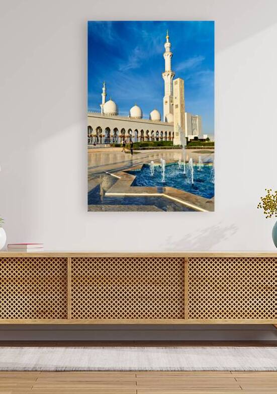 Explore the beauty of the Sheikh Zayed Grand Mosque in Abu Dhabi by Marco Brivio