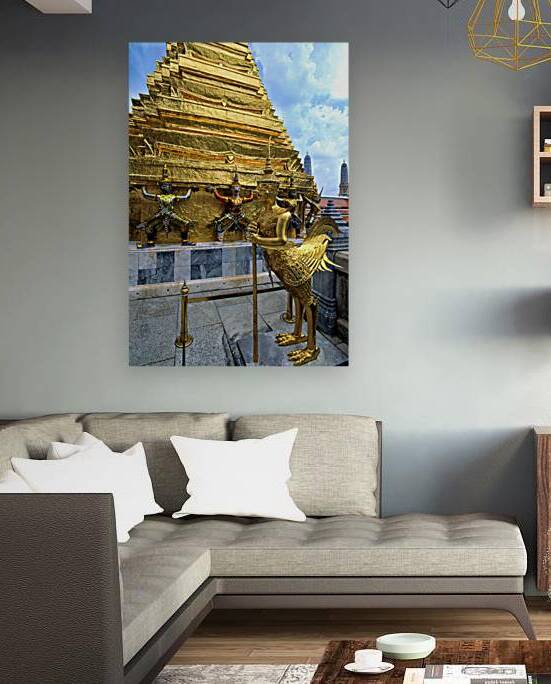 Visit to Wat Phra Kaew in Bangkok with golden statues by Marco Brivio