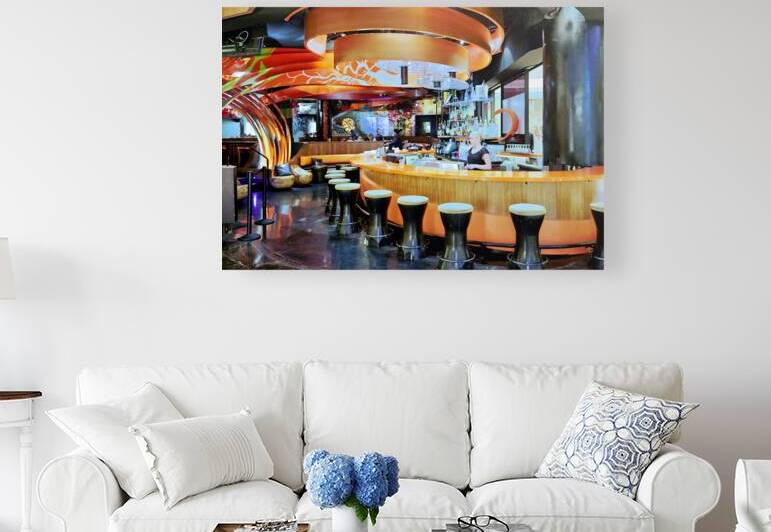 Pub in Venetian Mall offers drinks and social space by Marco Brivio