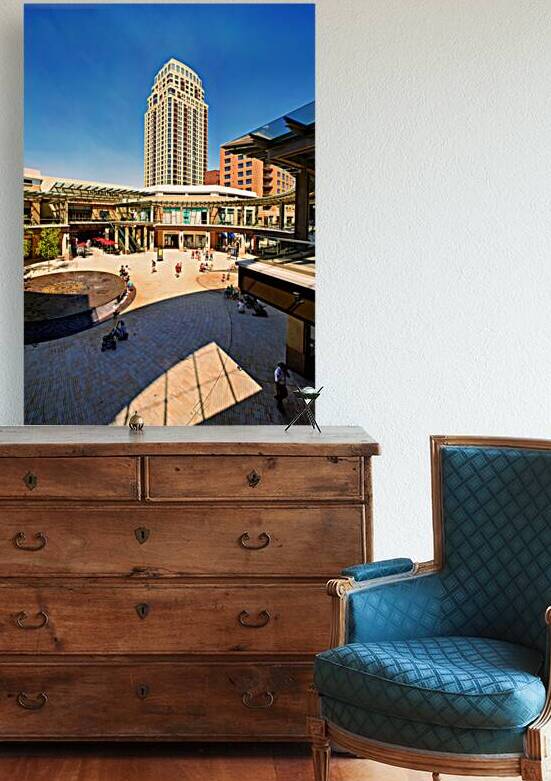 Visit to Salt Lake City Mall in Utah during sunny day by Marco Brivio