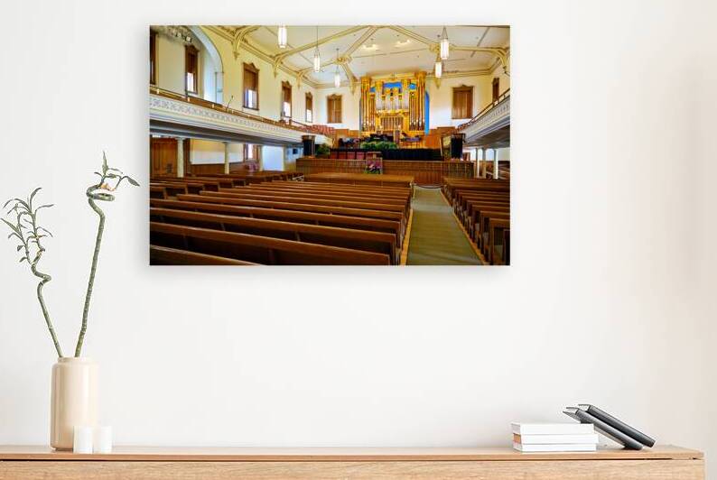 Assembly Hall in Salt Lake City during the day by Marco Brivio